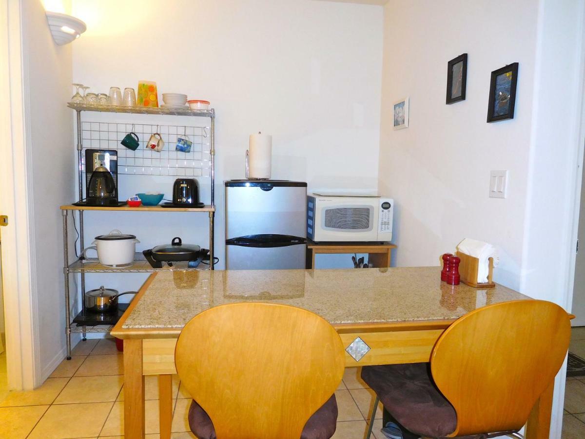 Bears' Place Guest House Kalaoa Екстериор снимка